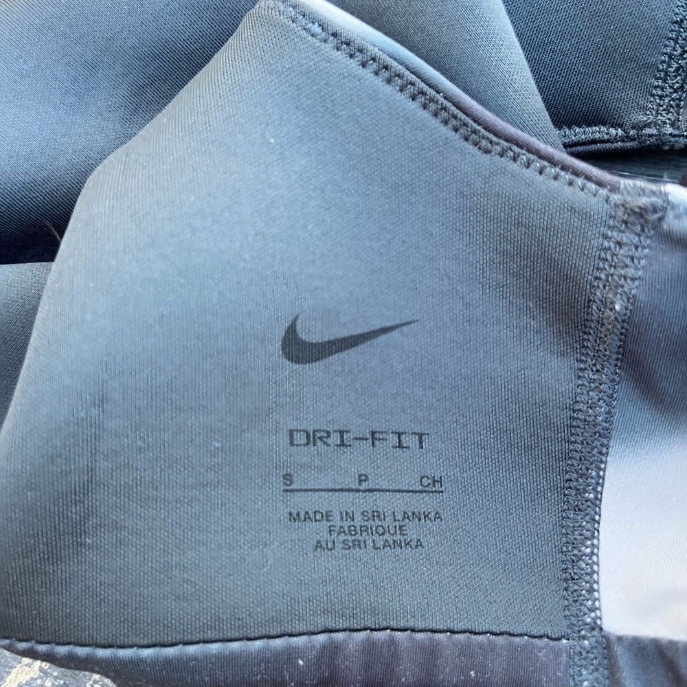 Nike Racer Back Swoosh Sports Bra Size S - Picture 5 of 5